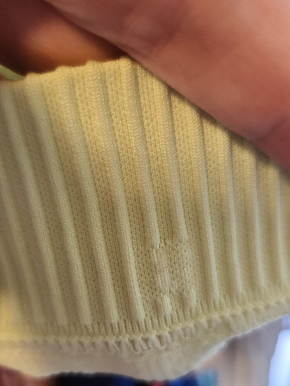 lululemon athletica long sleeve crew in lime green - Picture 3 of 5
